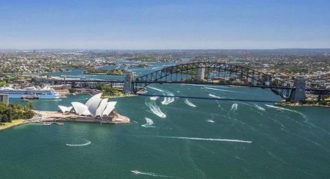 悉尼港 (Sydney Harbour) 上空